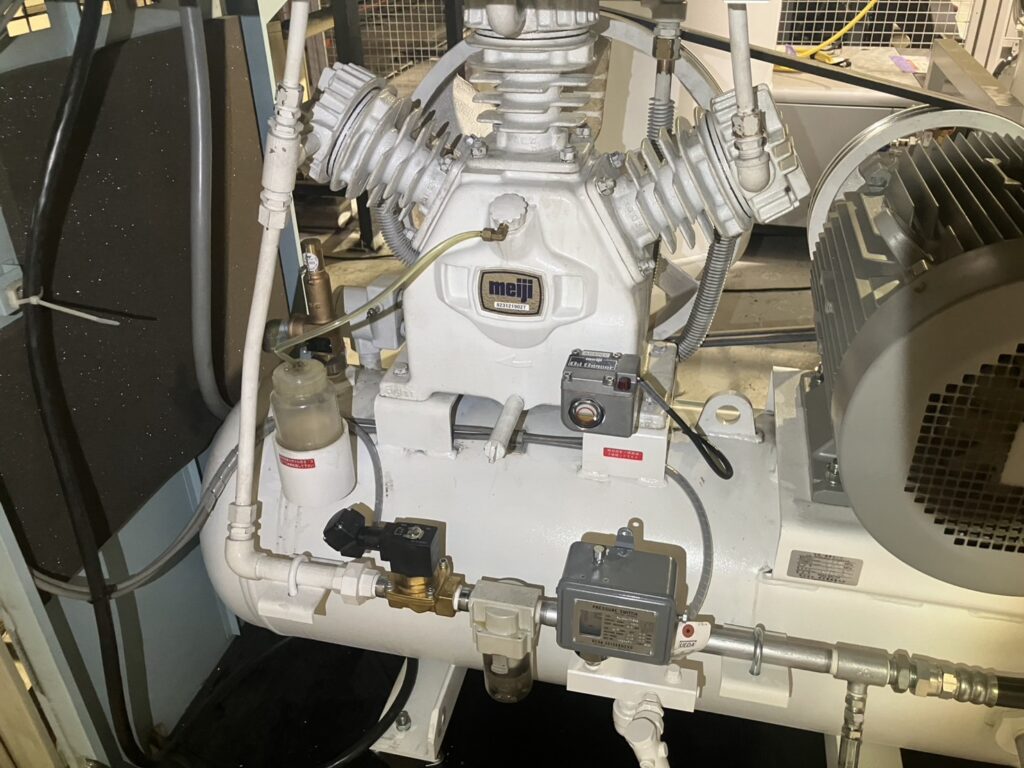 高圧コンプレッサー