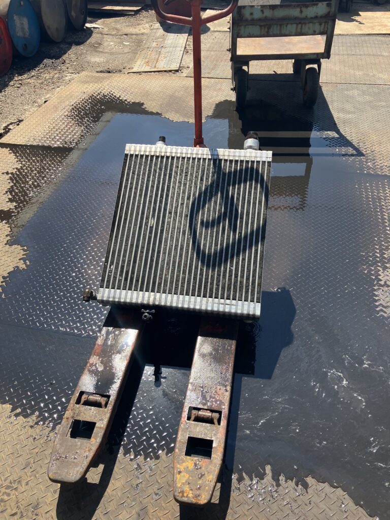 オイルクーラー